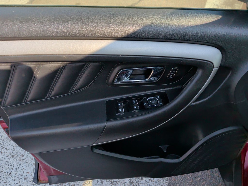 2015 Ford Taurus SEL | V6 | AWD | Leather | Cam in Saint John, New Brunswick - 15 - w1024h768px