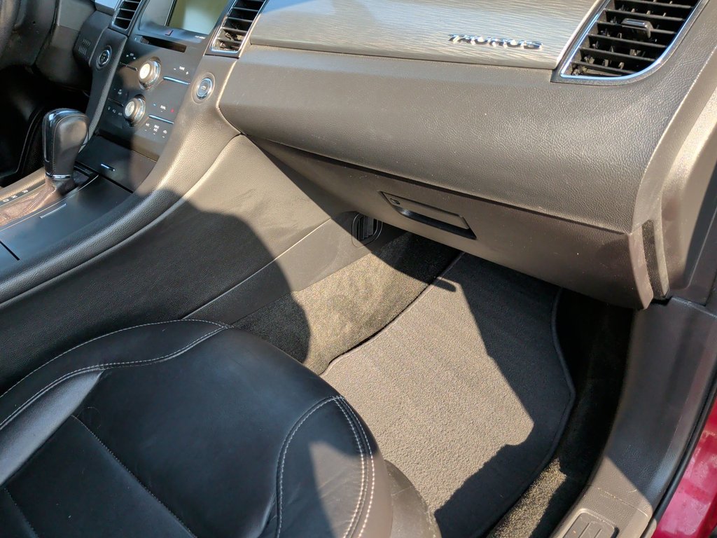2015 Ford Taurus SEL | V6 | AWD | Leather | Cam in Saint John, New Brunswick - 40 - w1024h768px