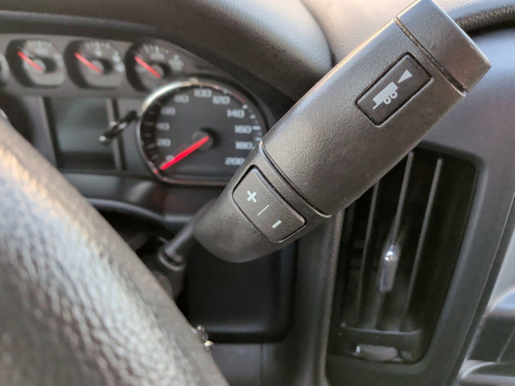 2018 GMC Sierra 1500 5.3 V8 | Crew Cab | 4x4 | AC in Saint John, New Brunswick - 19 - w1024h768px