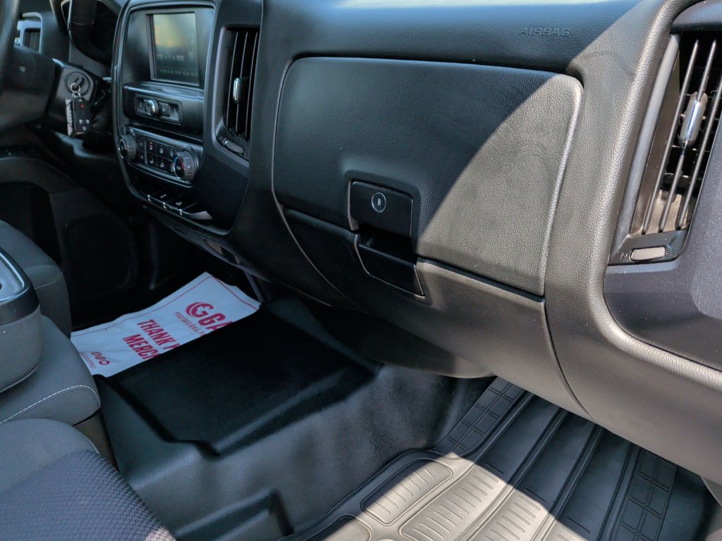 2018 GMC Sierra 1500 5.3 V8 | Crew Cab | 4x4 | AC in Saint John, New Brunswick - 41 - w1024h768px