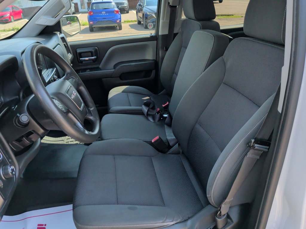 2018 GMC Sierra 1500 5.3 V8 | Crew Cab | 4x4 | AC in Saint John, New Brunswick - 11 - w1024h768px