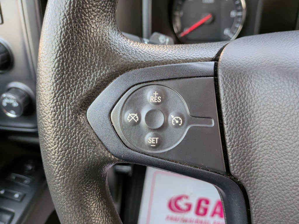 2018 GMC Sierra 1500 5.3 V8 | Crew Cab | 4x4 | AC in Saint John, New Brunswick - 20 - w1024h768px