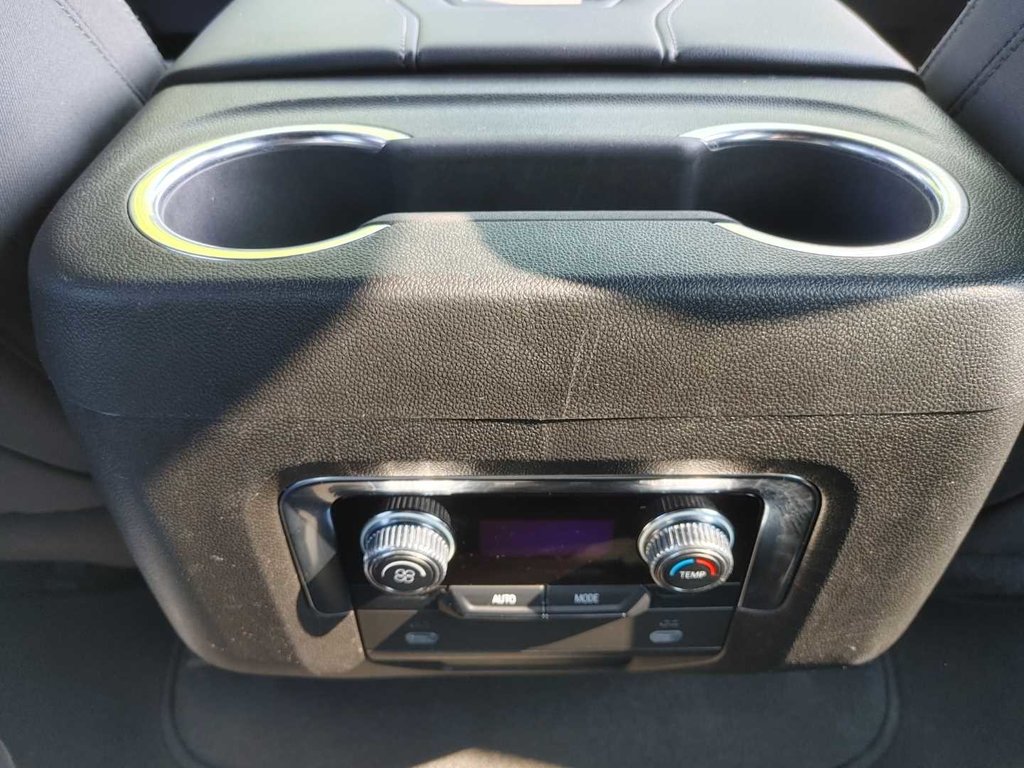 2023 GMC Yukon XL SLE | Cam | USB | HtdSeats | 3rd Row in Saint John, New Brunswick - 53 - w1024h768px