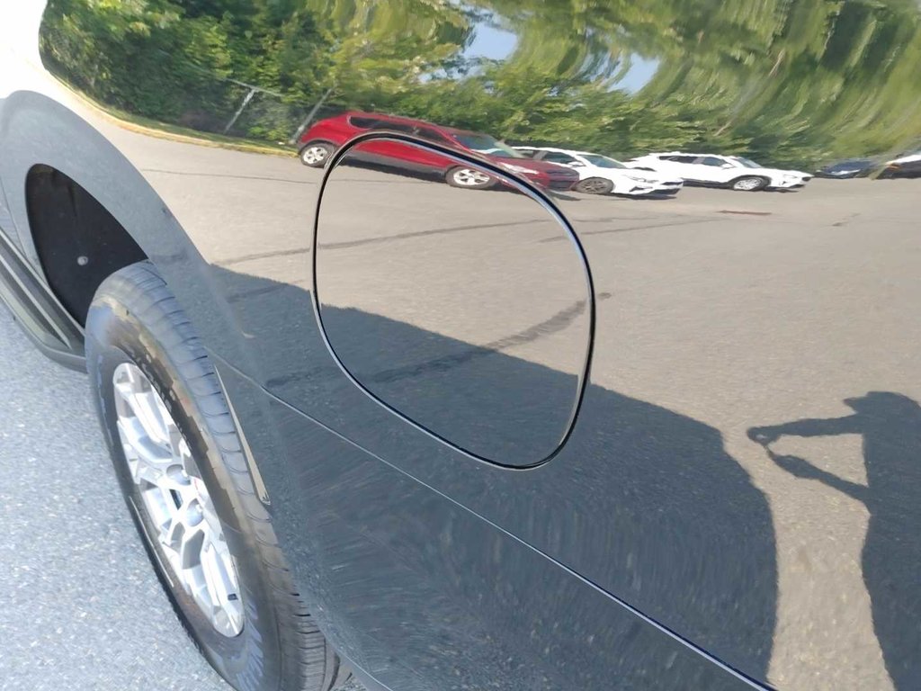 2023 GMC Yukon XL SLE | Cam | USB | HtdSeats | 3rd Row in Saint John, New Brunswick - 17 - w1024h768px