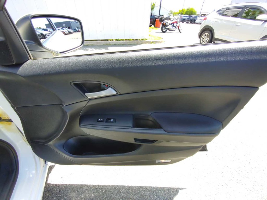 2012 Honda Accord Sedan SE | Keyless | Cruise | PwrWindows in Saint John, New Brunswick - 37 - w1024h768px