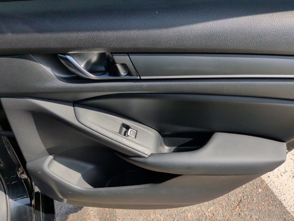 2018 Honda Accord Sedan Sport | Sunroof | Cam | USB in Saint John, New Brunswick - 39 - w1024h768px