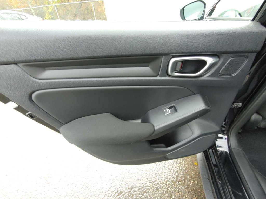 2022 Honda Civic Hatchback LX | Cam | USB | Heated Seats in Saint John, New Brunswick - 32 - w1024h768px