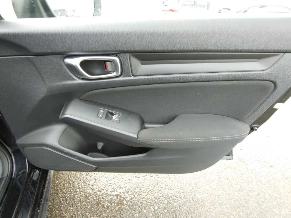 2022 Honda Civic Hatchback LX | Cam | USB | Heated Seats in Saint John, New Brunswick - 39 - w1024h768px