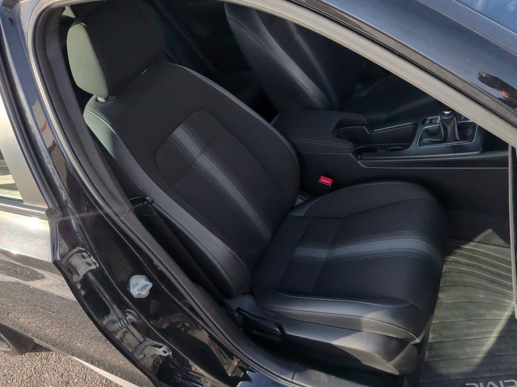 2022 Honda CIVIC HATCHBACK SPORT | Sunroof | Cam | USB | Warranty to 2028 in Saint John, New Brunswick - 42 - w1024h768px