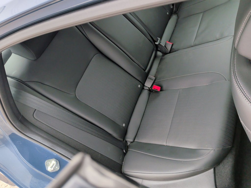 2025 Honda CIVIC SEDAN HYBRID Touring | Leather | Cam | Sunroof | 200K Warranty in Saint John, New Brunswick - 39 - w1024h768px