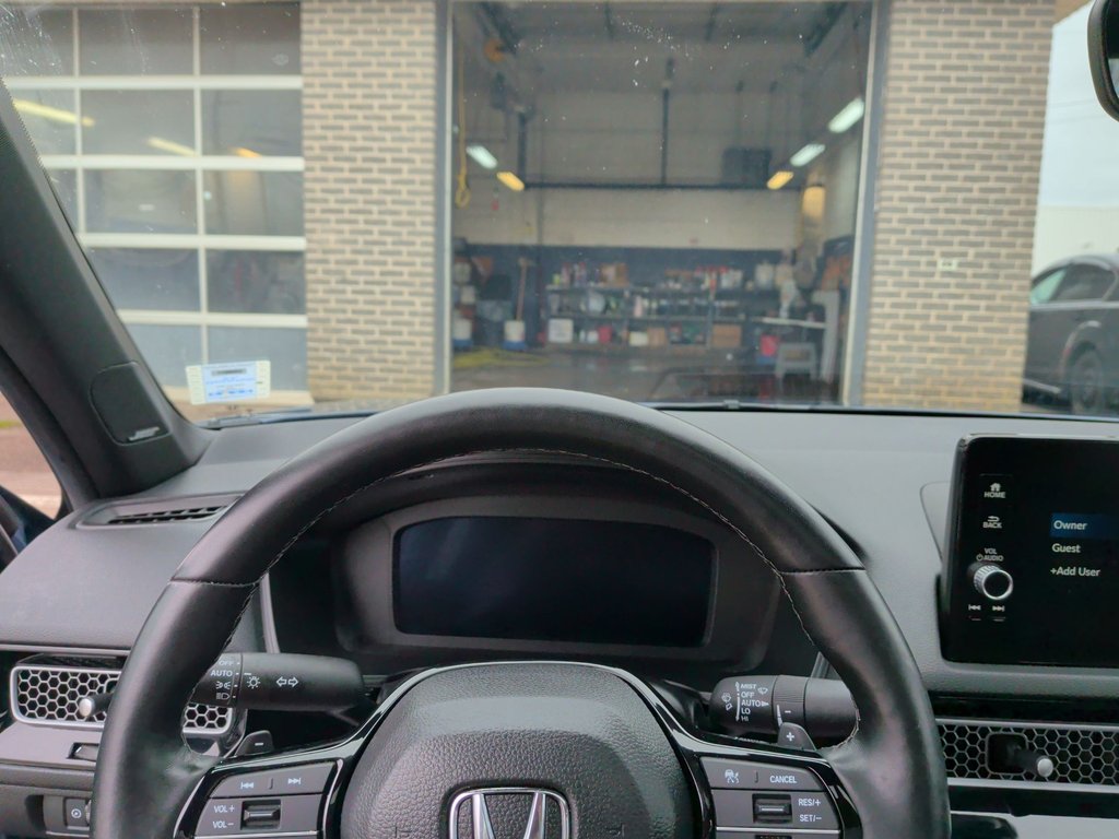 2025 Honda CIVIC SEDAN HYBRID Touring | Leather | Cam | Sunroof | 200K Warranty in Saint John, New Brunswick - 13 - w1024h768px