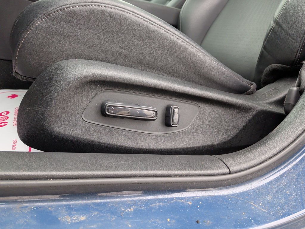 2025 Honda CIVIC SEDAN HYBRID Touring | Leather | Cam | Sunroof | 200K Warranty in Saint John, New Brunswick - 14 - w1024h768px