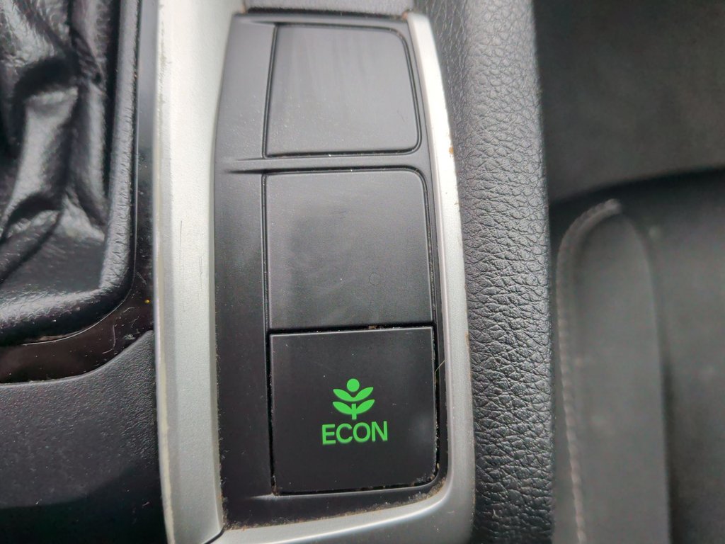 2019 Honda CIVIC SEDAN LX | Cam | USB | Heated Seats in Saint John, New Brunswick - 31 - w1024h768px