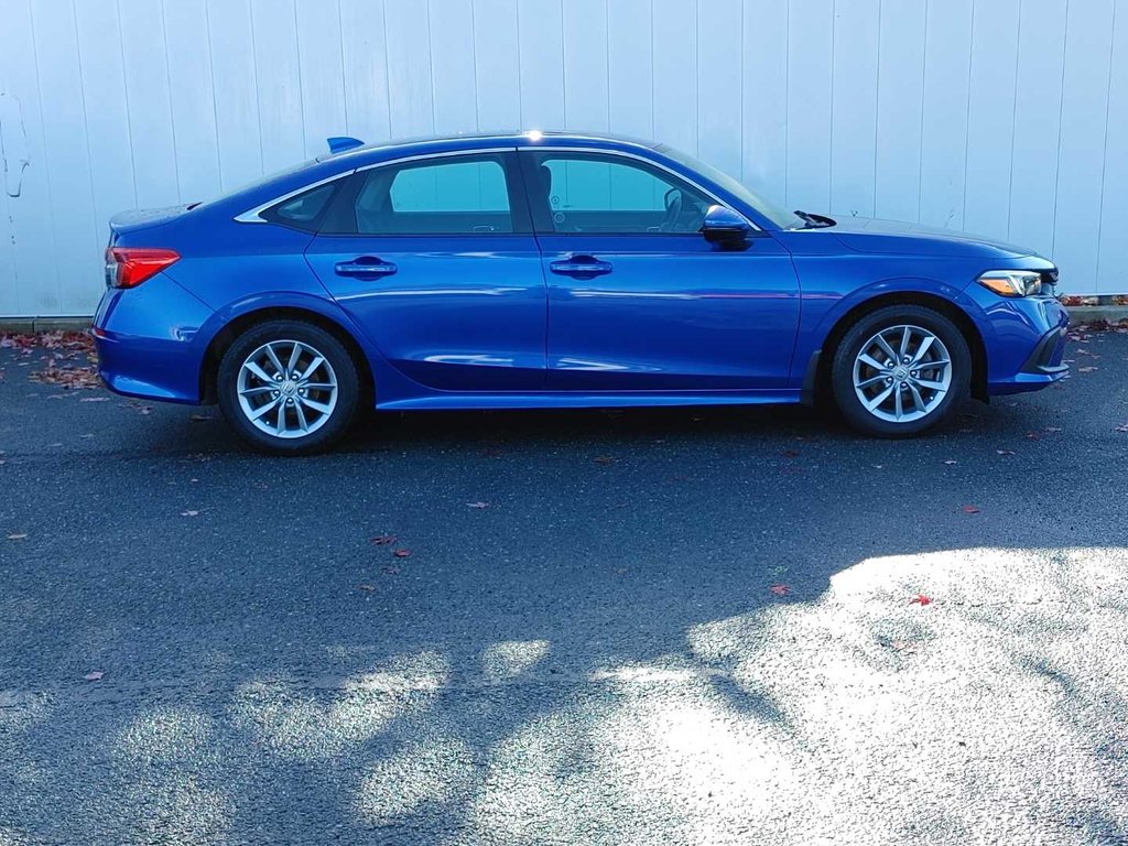 2022 Honda Civic Sedan EX | Roof | Cam | USB | Warranty to 2026 in Saint John, New Brunswick - 2 - w1024h768px