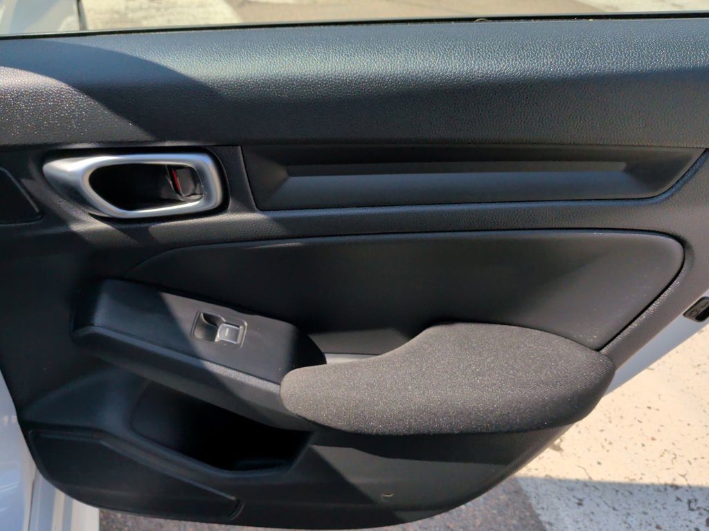 2022 Honda CIVIC SEDAN LX in Saint John, New Brunswick - 38 - w1024h768px
