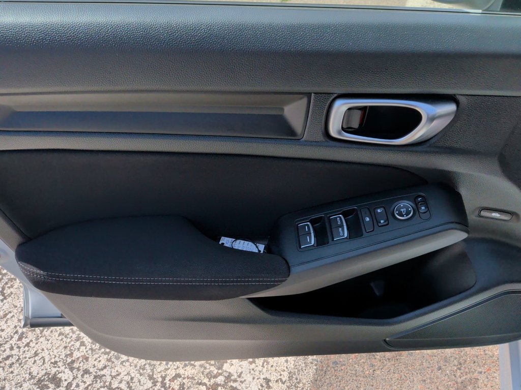 2022 Honda CIVIC SEDAN LX in Saint John, New Brunswick - 15 - w1024h768px