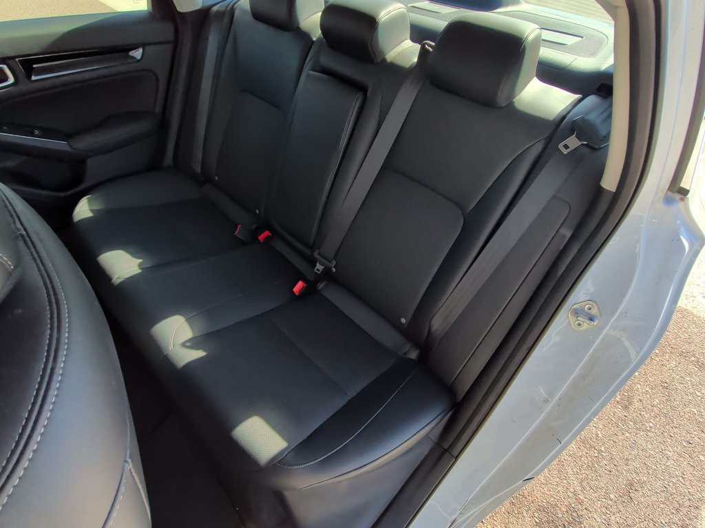 2022 Honda Civic Sedan Touring | Leather | Sunroof | Cam in Saint John, New Brunswick - 32 - w1024h768px