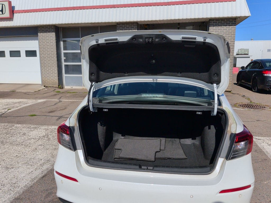 2022 Honda Civic Sedan Touring | Leather | Sunroof | Cam in Saint John, New Brunswick - 36 - w1024h768px