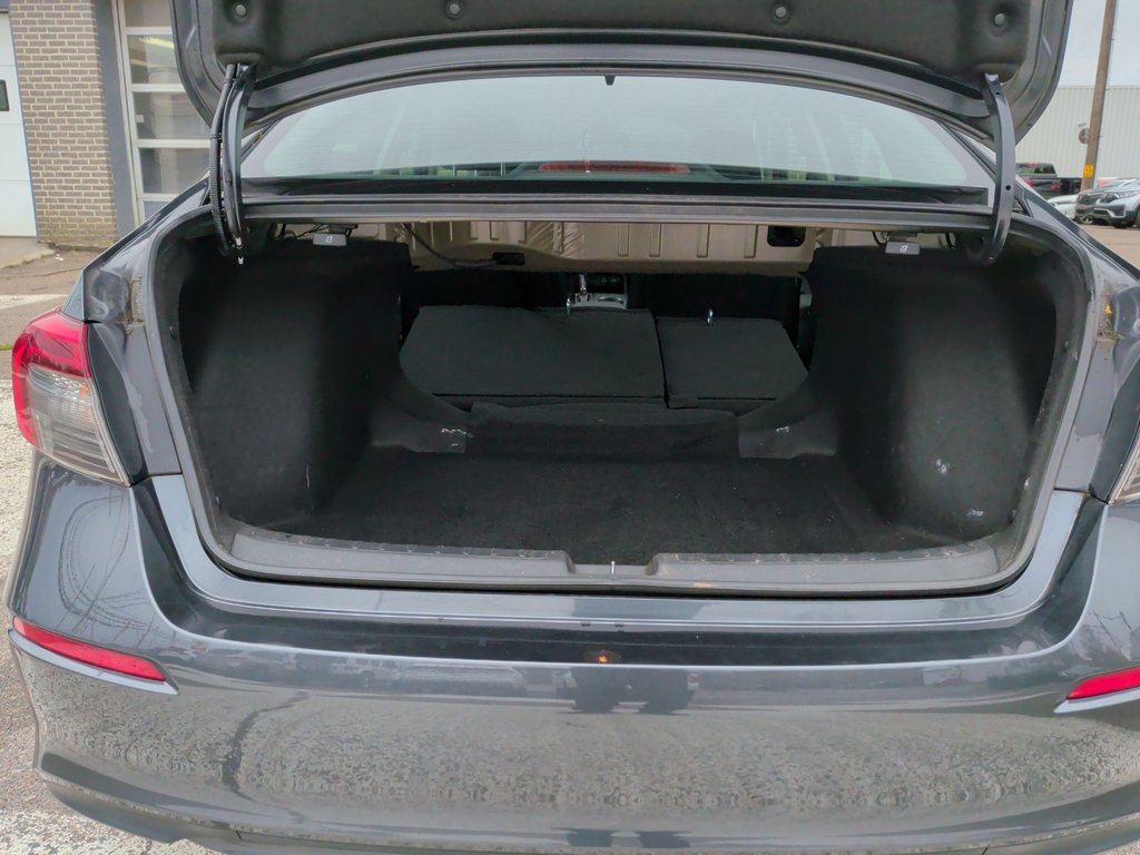 2022 Honda Civic Sedan LX | Cam | USB | Heated Seats in Saint John, New Brunswick - 37 - w1024h768px