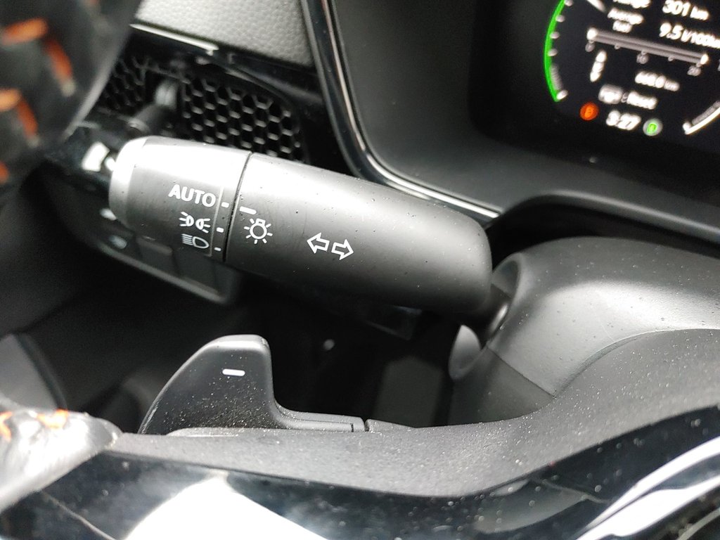 2023 Honda CR-V Hybrid Touring | Leather | Sunroof | Warranty to 2028 in Saint John, New Brunswick - 18 - w1024h768px