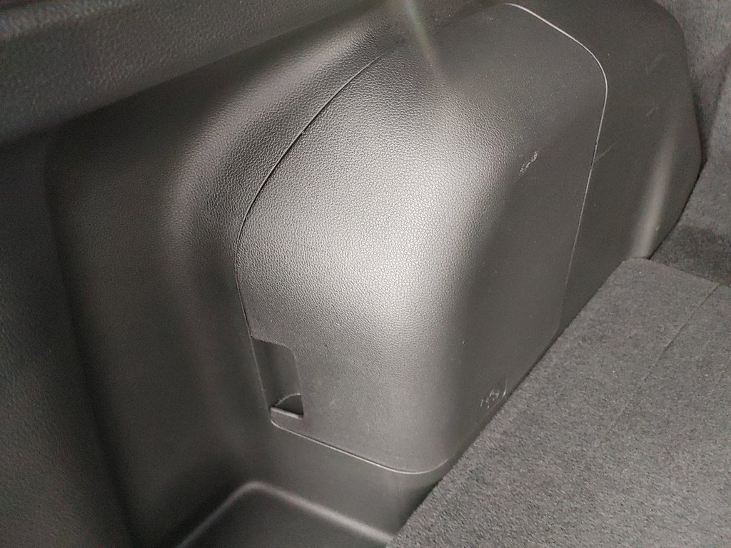 2024 Honda CR-V Hybrid Touring | Roof | BOSE | Cam | Warranty to 2029 in Saint John, New Brunswick - 37 - w1024h768px