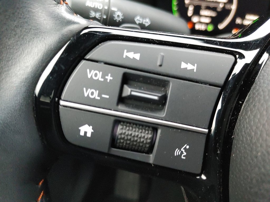 2024 Honda CR-V Hybrid Touring | Roof | BOSE | Cam | Warranty to 2029 in Saint John, New Brunswick - 20 - w1024h768px