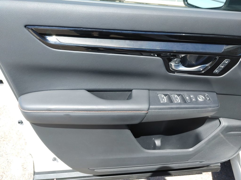 2024 Honda CR-V Hybrid Touring | Leather | Sunroof | Warranty to 2029 in Saint John, New Brunswick - 15 - w1024h768px