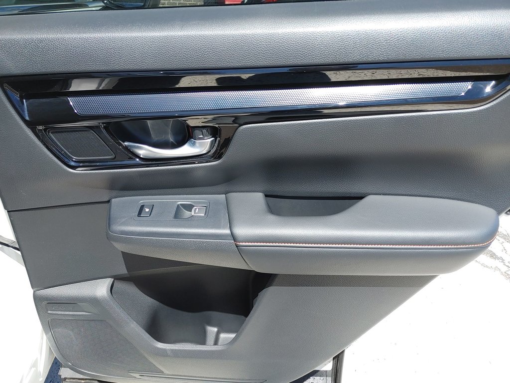 2024 Honda CR-V Hybrid Touring | Leather | Sunroof | Warranty to 2029 in Saint John, New Brunswick - 38 - w1024h768px
