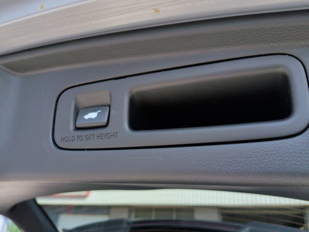 2025 Honda CR-V Hybrid Touring | Leather | Sunroof | Warranty to 2029 in Saint John, New Brunswick - 43 - w1024h768px