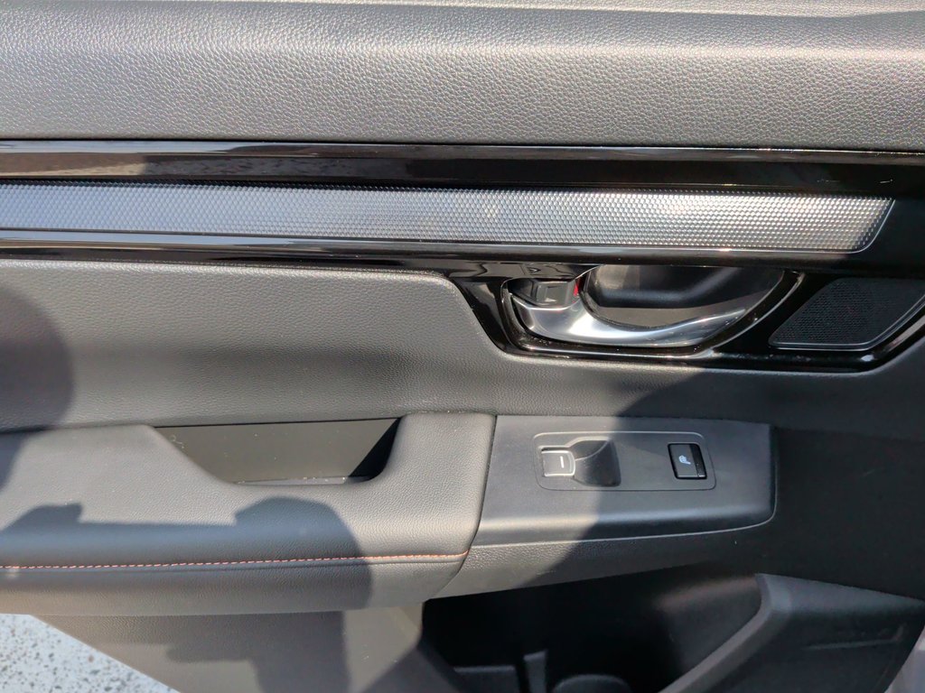 2025 Honda CR-V Hybrid Touring | Leather | Sunroof | Warranty to 2029 in Saint John, New Brunswick - 33 - w1024h768px