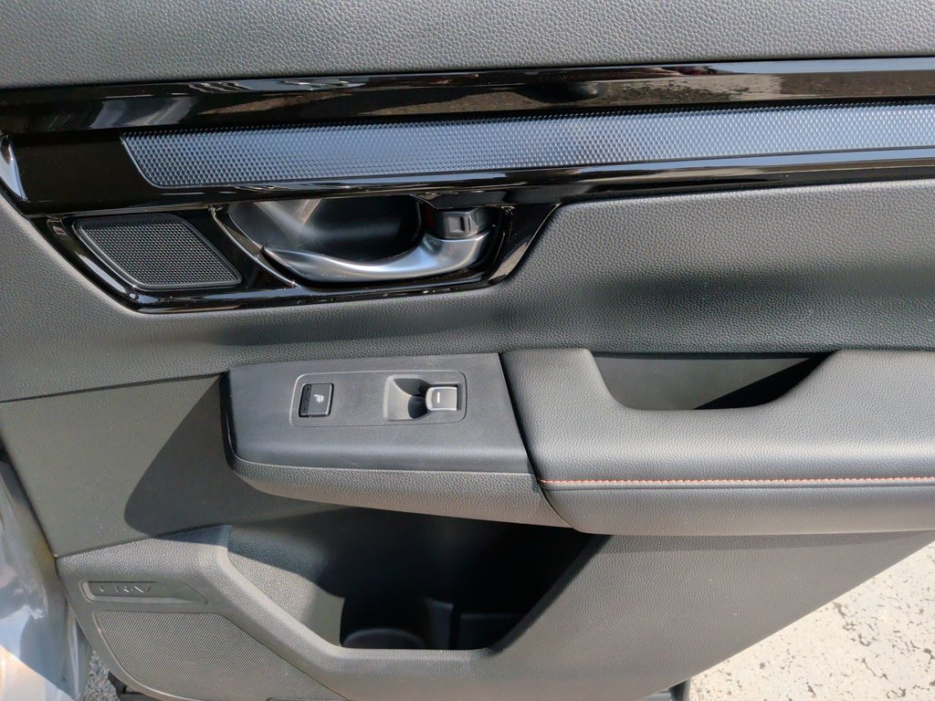 2025 Honda CR-V Hybrid Touring | Leather | Sunroof | Warranty to 2029 in Saint John, New Brunswick - 38 - w1024h768px