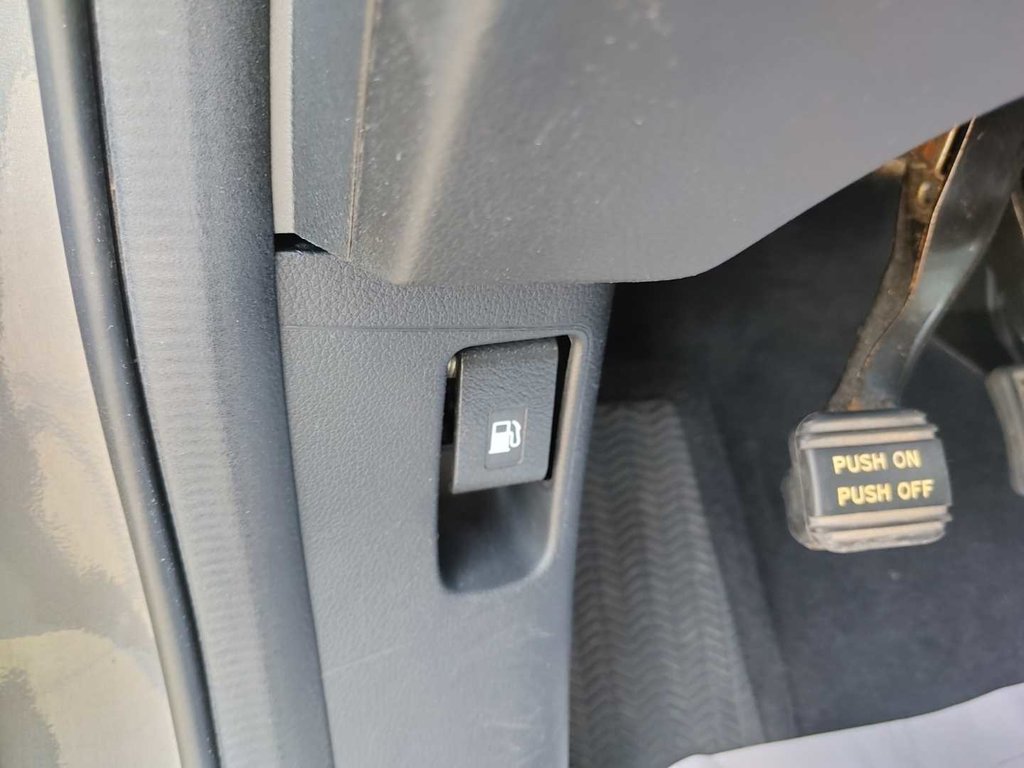 2012 Honda CR-V EX-L | Leather | Sunroof | HtdSeats in Saint John, New Brunswick - 28 - w1024h768px