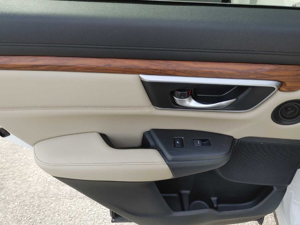 2019 Honda CR-V Touring | Leather | Roof | Nav in Saint John, New Brunswick - 33 - w1024h768px