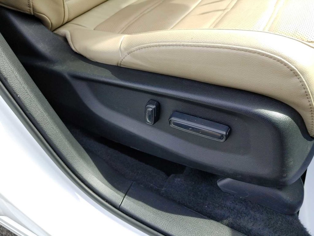 2019 Honda CR-V Touring | Leather | Roof | Nav in Saint John, New Brunswick - 42 - w1024h768px