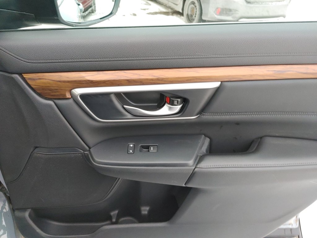2020 Honda CR-V Touring | Roof | Leather | Cam | USB in Saint John, New Brunswick - 42 - w1024h768px