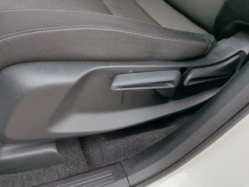 2025 Honda CR-V LX | Cam | USB | HtdSeats | Warranty to 2029 in Saint John, New Brunswick - 14 - w1024h768px