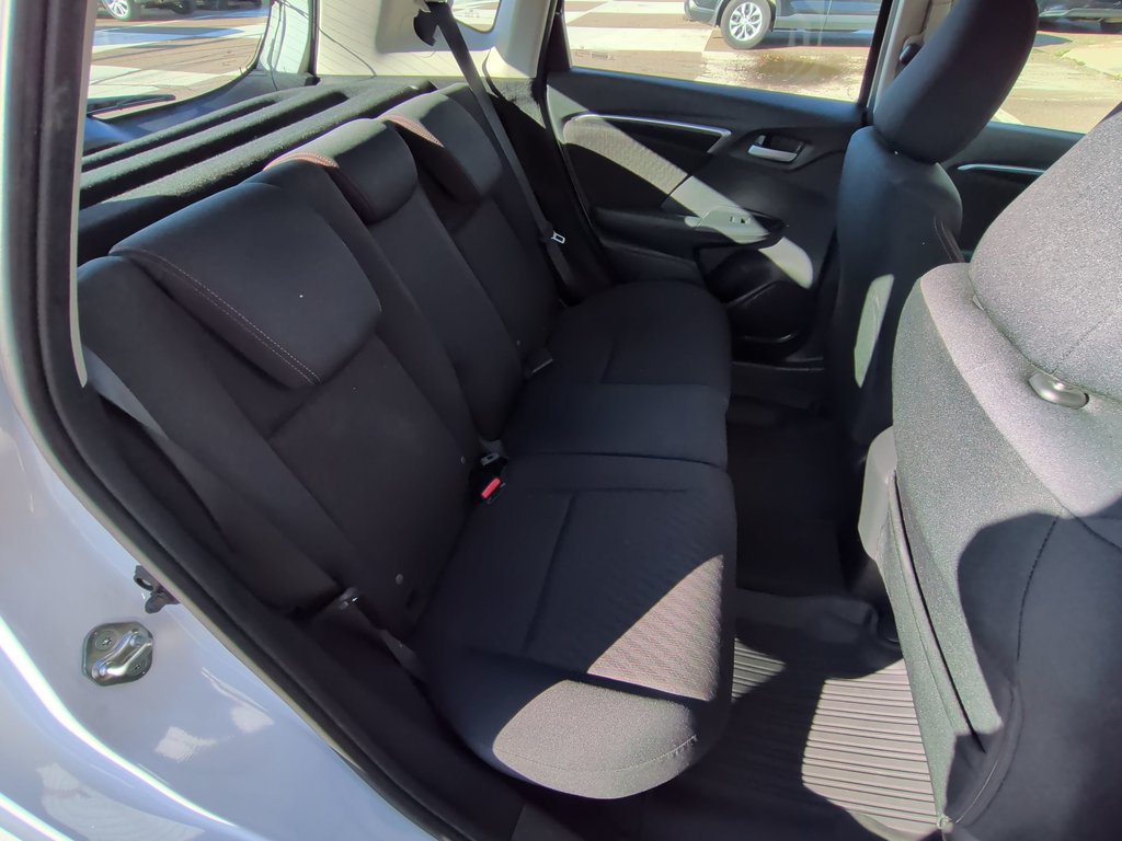 2019 Honda Fit Sport | 6 Speed Manual | Cam | USB in Saint John, New Brunswick - 36 - w1024h768px