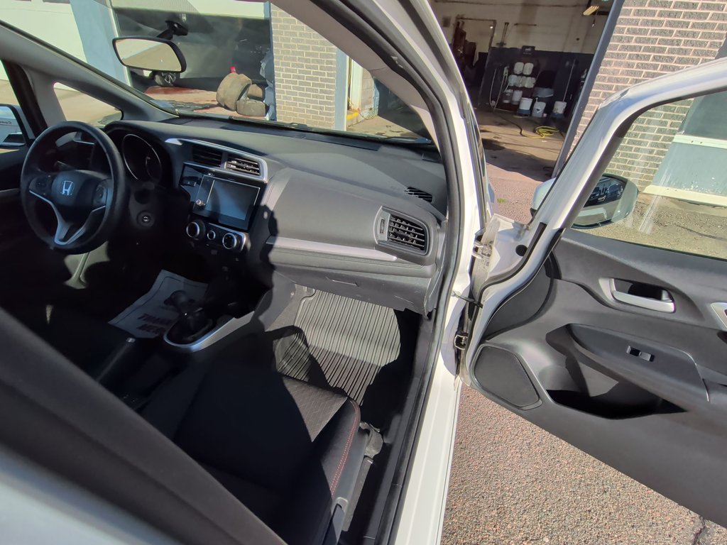 2019 Honda Fit Sport | 6 Speed Manual | Cam | USB in Saint John, New Brunswick - 41 - w1024h768px