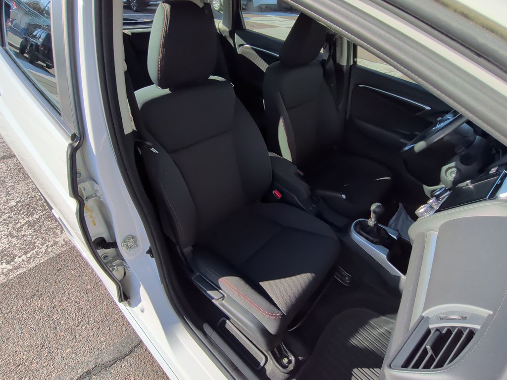 2019 Honda Fit Sport | 6 Speed Manual | Cam | USB in Saint John, New Brunswick - 39 - w1024h768px
