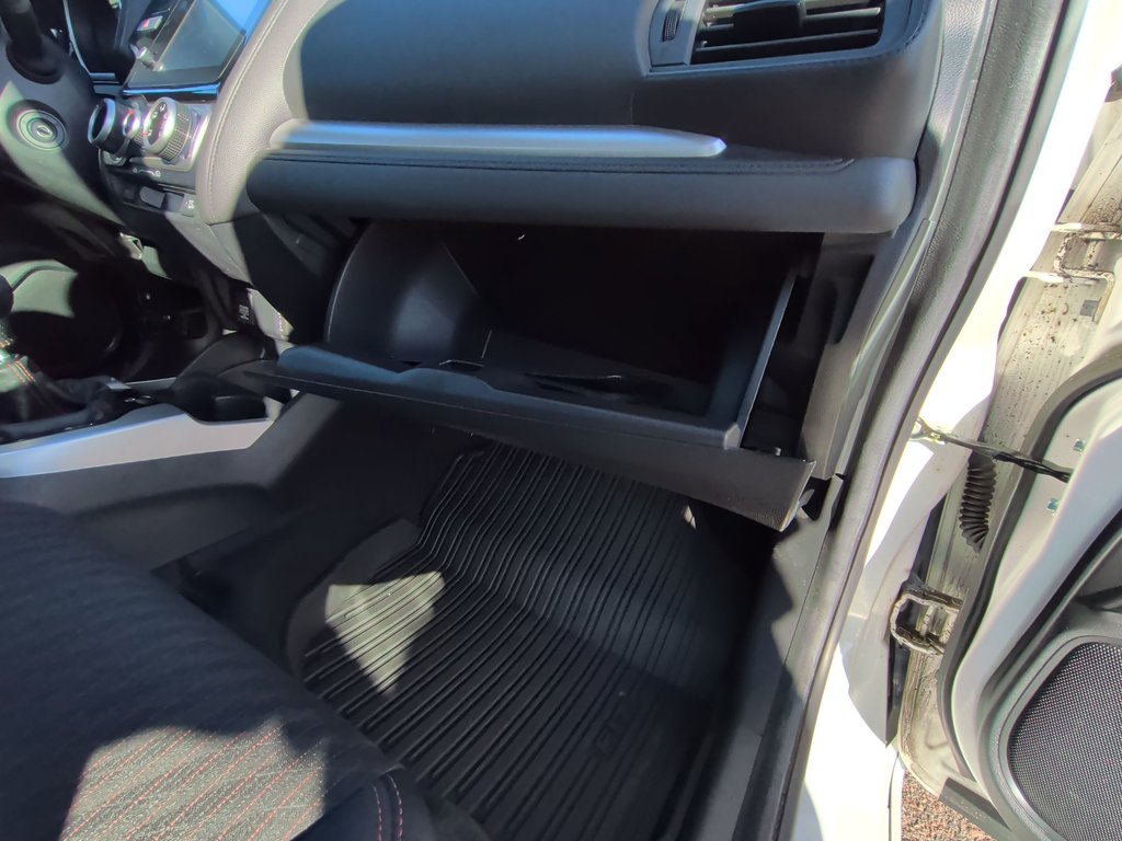 2019 Honda Fit Sport | 6 Speed Manual | Cam | USB in Saint John, New Brunswick - 40 - w1024h768px