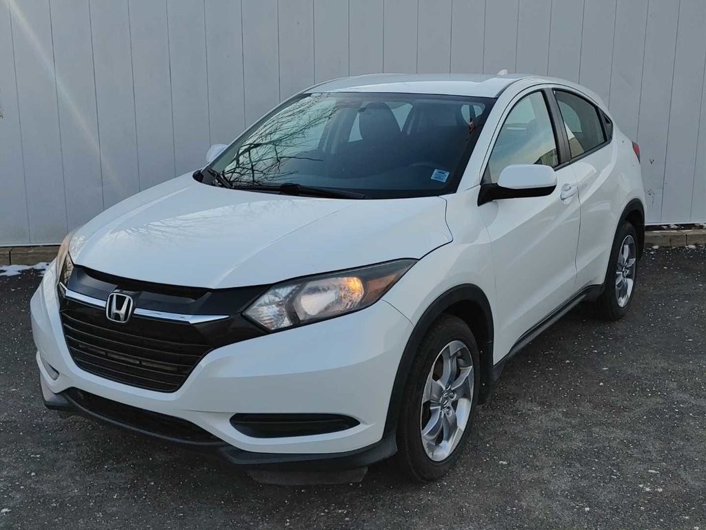 2017 Honda HR-V LX | 6-Spd | Cam | USB | HtdSeats | Bluetooth in Saint John, New Brunswick - 7 - w1024h768px