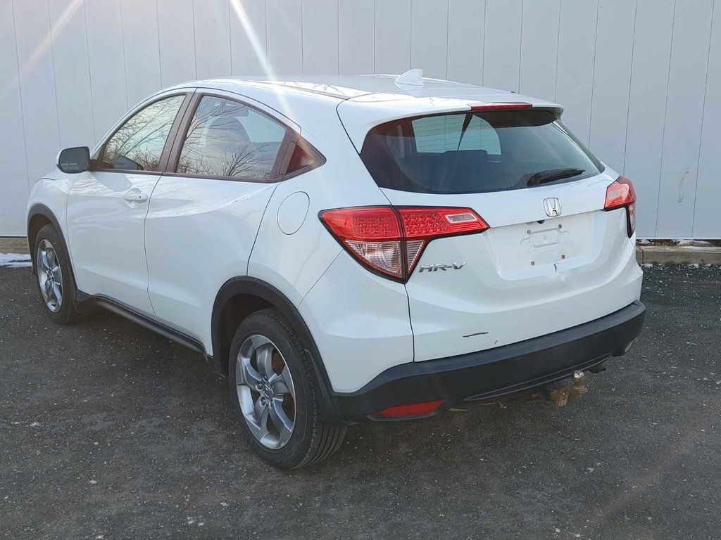 2017 Honda HR-V LX | 6-Spd | Cam | USB | HtdSeats | Bluetooth in Saint John, New Brunswick - 5 - w1024h768px