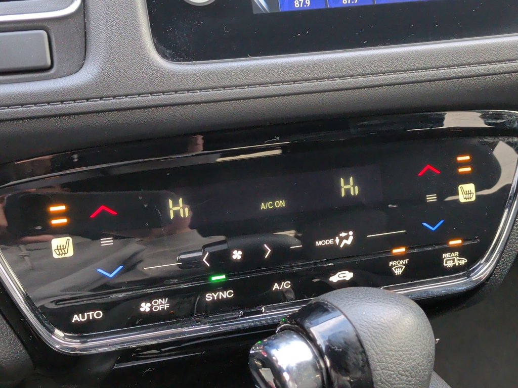 2022 Honda HR-V SPORT | Sunroof | Cam | USB | HtdSeats in Saint John, New Brunswick - 27 - w1024h768px