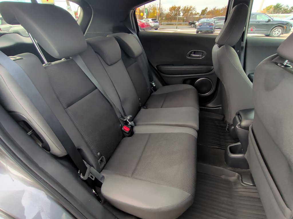 2022 Honda HR-V SPORT | Sunroof | Cam | USB | HtdSeats in Saint John, New Brunswick - 40 - w1024h768px