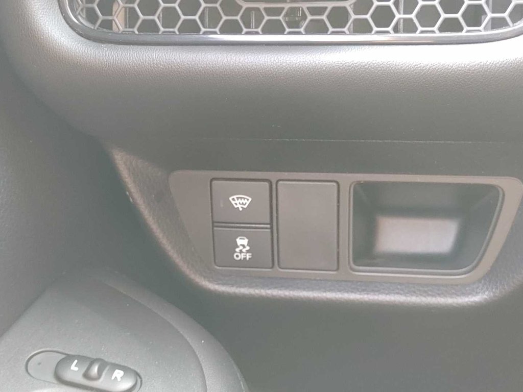 Honda HR-V LX | Heated Seats | Cam | USB | Warranty to 2023 à Saint John, Nouveau-Brunswick - 41 - w1024h768px