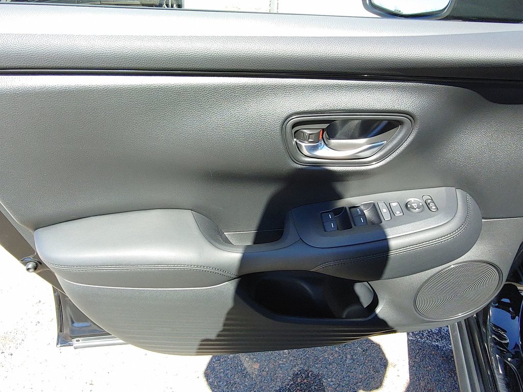 2025 Honda HR-V LX | HtdSeats | Cam | USB | Warranty to 2030 in Saint John, New Brunswick - 15 - w1024h768px