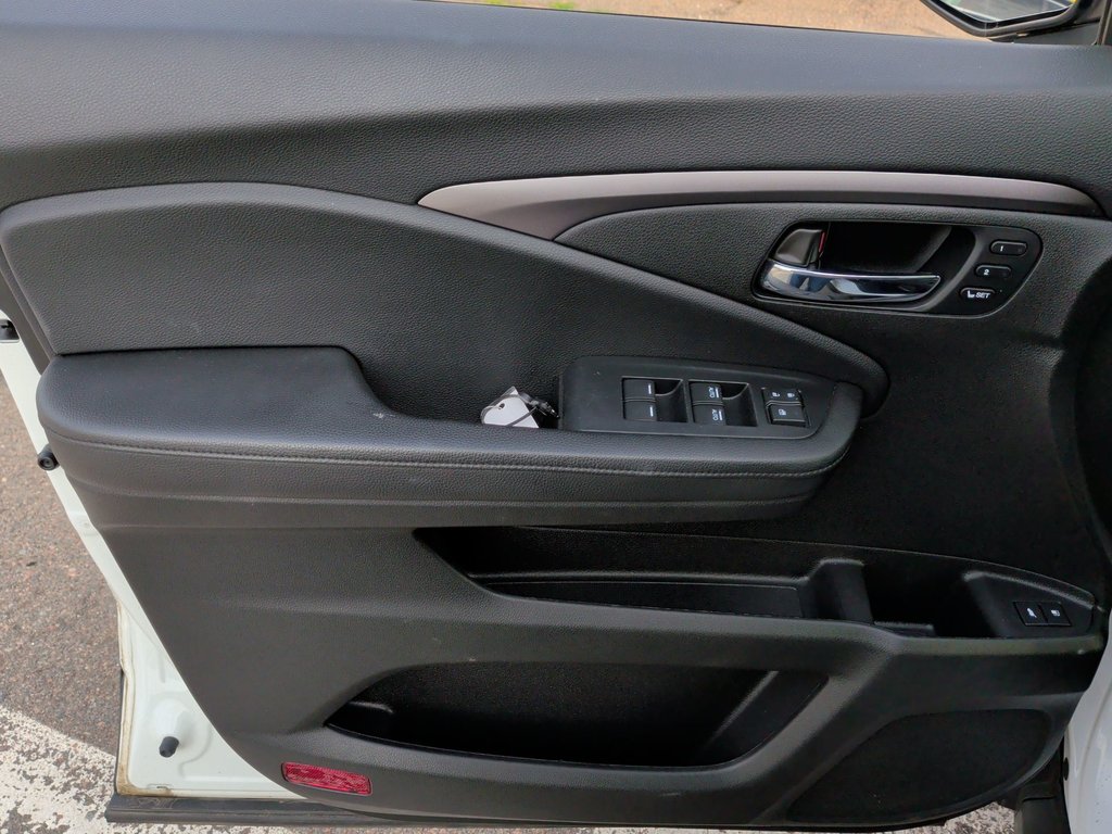 2021 Honda Passport EX-L | Leather | Sunroof | Cam | USB in Saint John, New Brunswick - 15 - w1024h768px