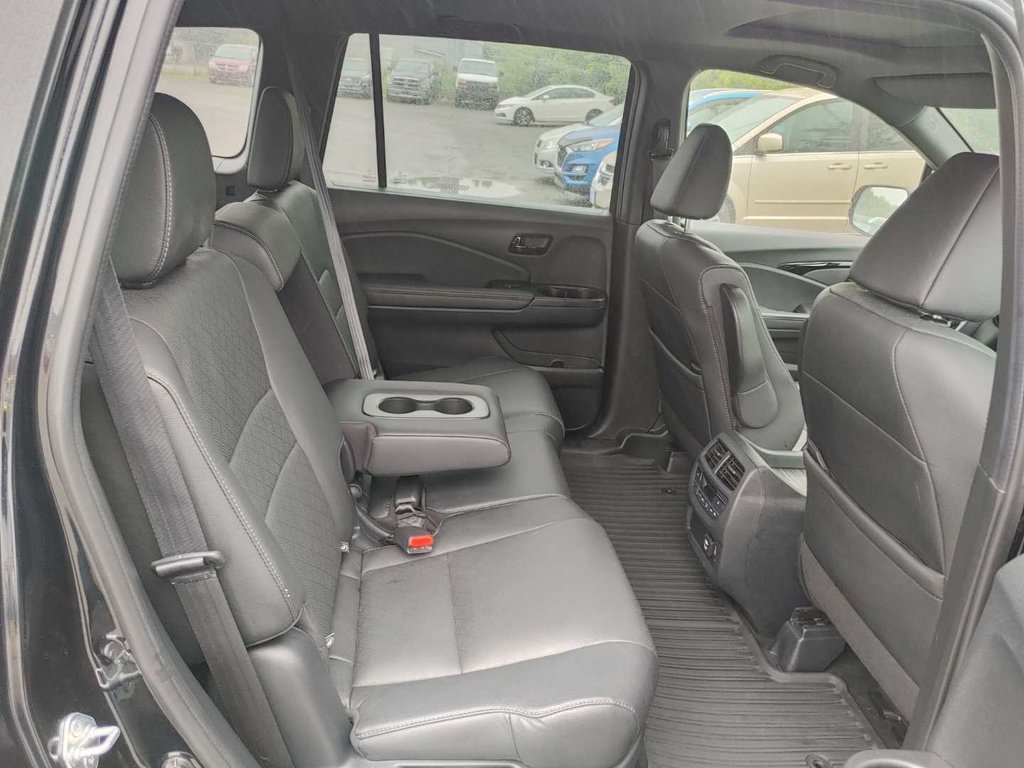 2022 Honda Passport TOURING | HPD | Leather | Roof | Nav in Saint John, New Brunswick - 39 - w1024h768px