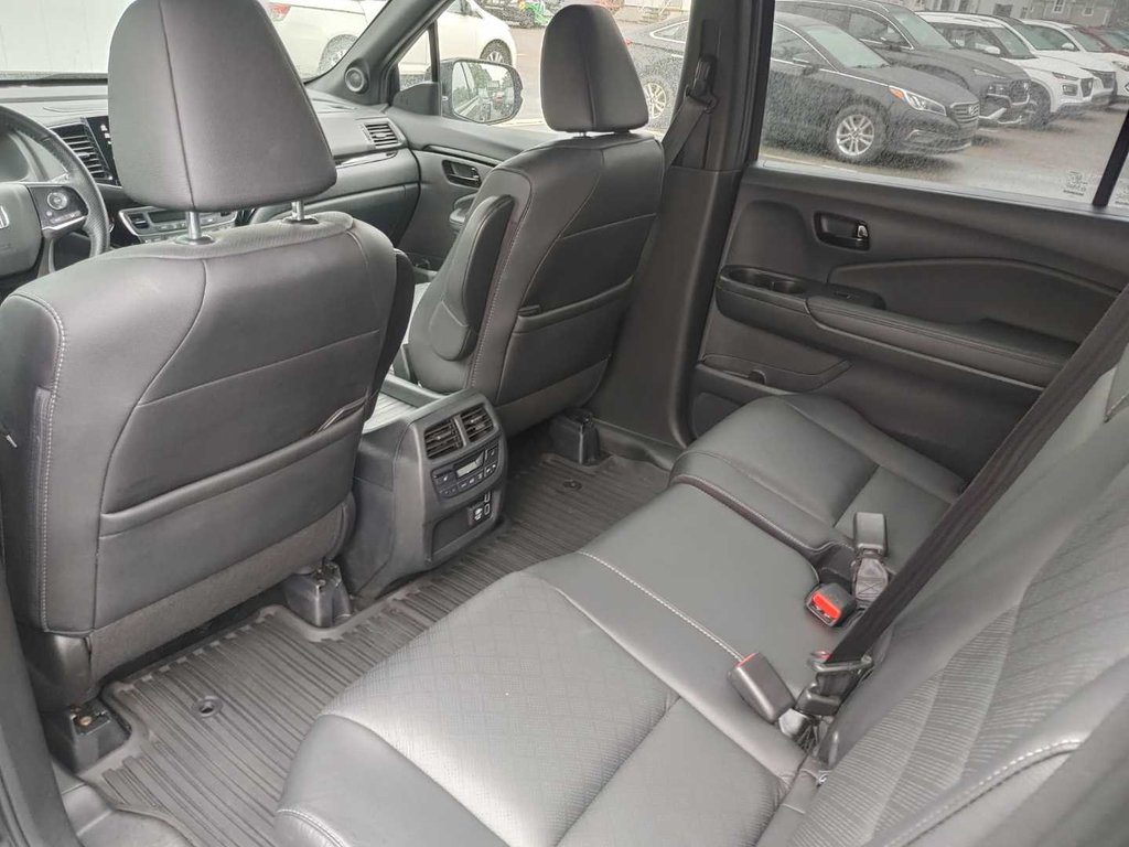 2022 Honda Passport TOURING | HPD | Leather | Roof | Nav in Saint John, New Brunswick - 32 - w1024h768px