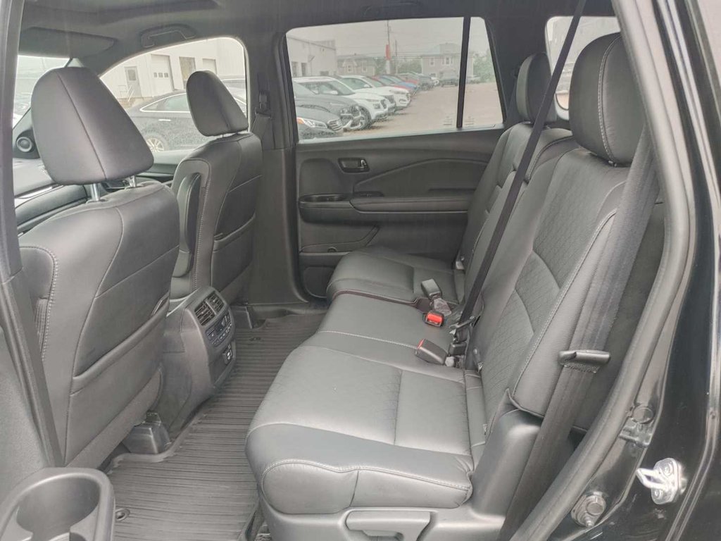 2022 Honda Passport TOURING | HPD | Leather | Roof | Nav in Saint John, New Brunswick - 33 - w1024h768px